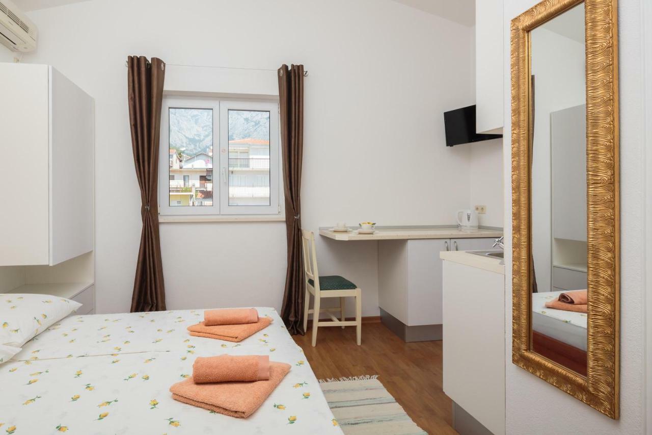 House Coko Apartment Baska Voda Bagian luar foto