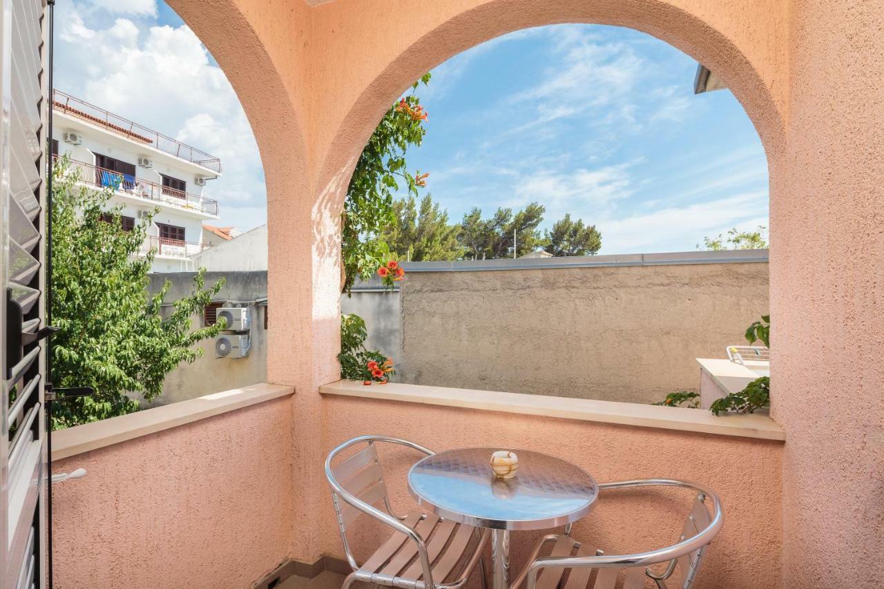 House Coko Apartment Baska Voda Bagian luar foto
