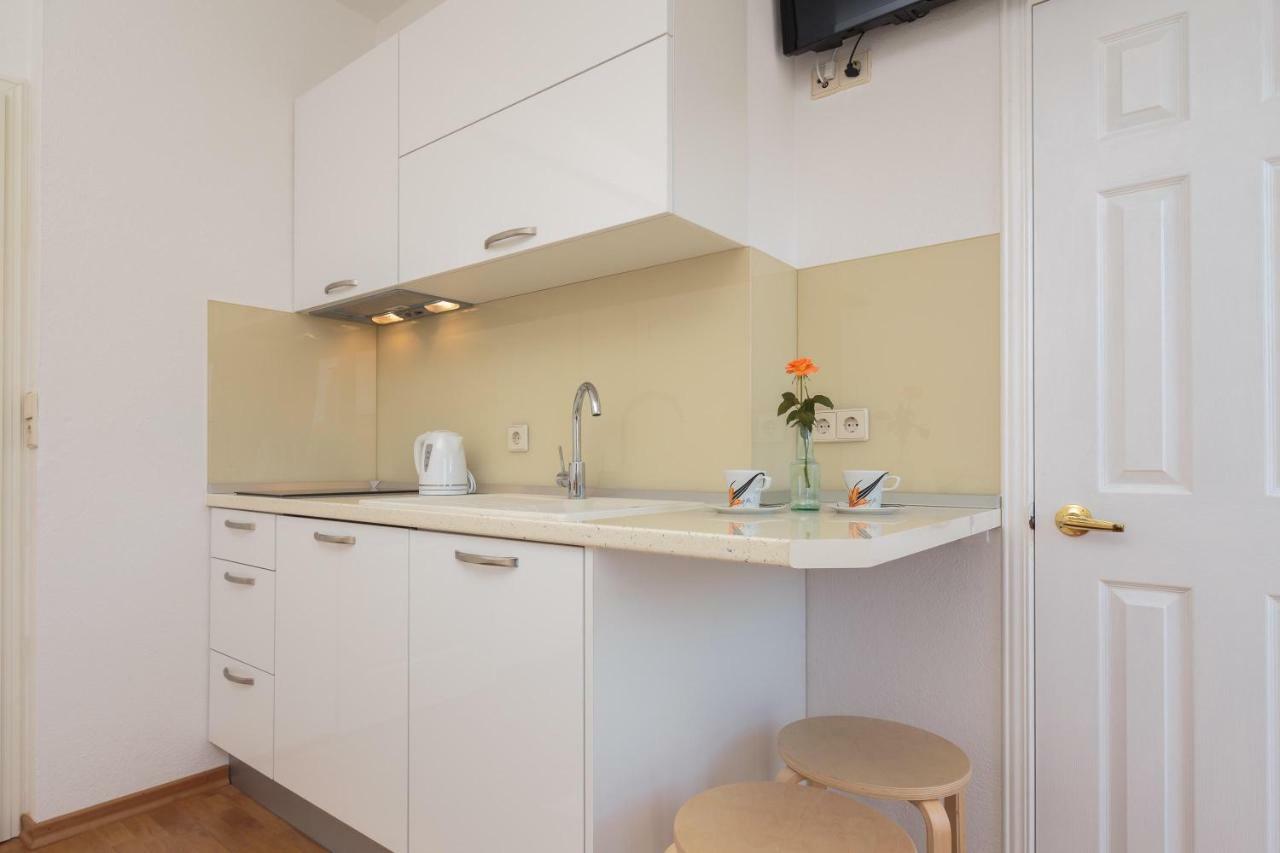 House Coko Apartment Baska Voda Bagian luar foto